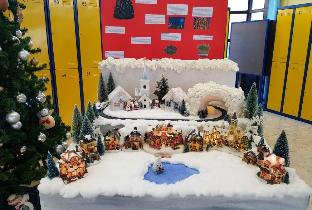 BOŽIĆNA PRIREDBA -“BOŽIĆ-UČITELJ DOBROTE I LJUBAVI”