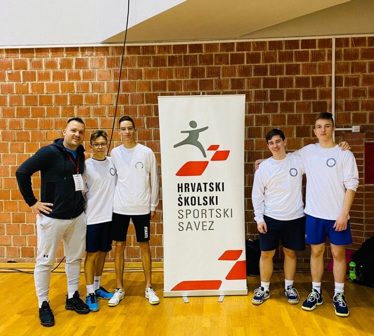 ŠŠD SOKOL MEĐU OSAM NAJBOLJIH NA DRŽAVNOM PRVENSTVU U BADMINTONU